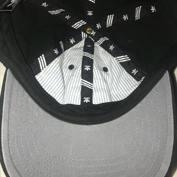 Adidas Originals PreCurve Washed Cap - Picture 3 of 4